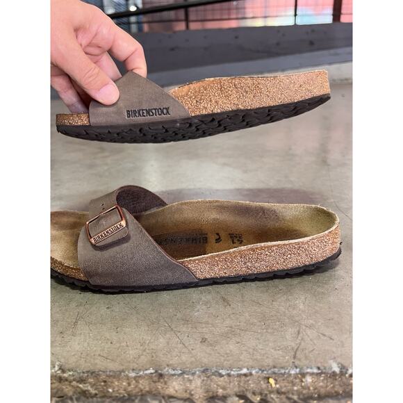Birkenstock Madrid Birko-Flor Sandals EU 41 US 10 Tan Taupe Single Strap Narrow - Picture 4 of 7